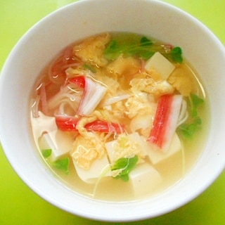 豆腐とカニカマ卵のスープ